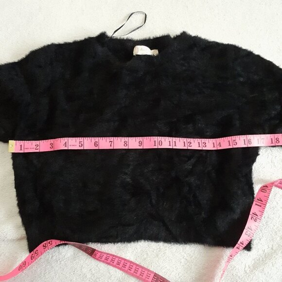 Altar'd State NWT Women's Junior's Size Medium Black Cropped Eyelash Sweater - Picture 10 of 11